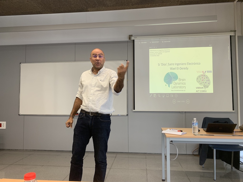 Dr. Wael El-Deredy gives a talk on Neuroscience